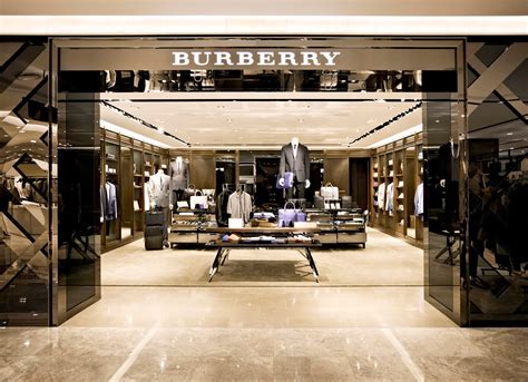 magasin burberry bordeaux|Boutique BURBERRY à Bordeaux .